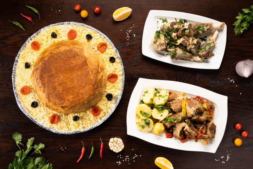 Шах-плов, баранина с зеленью и мясо с картофелем